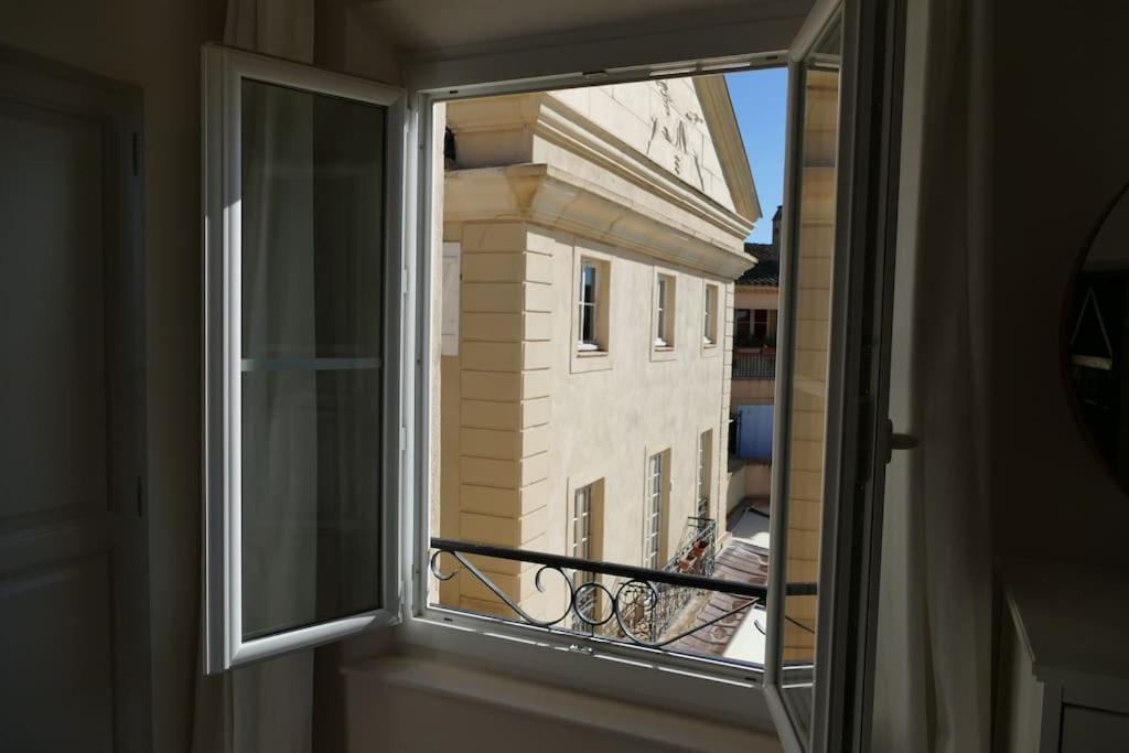Clim & Piscine Sur Golf Apartment *